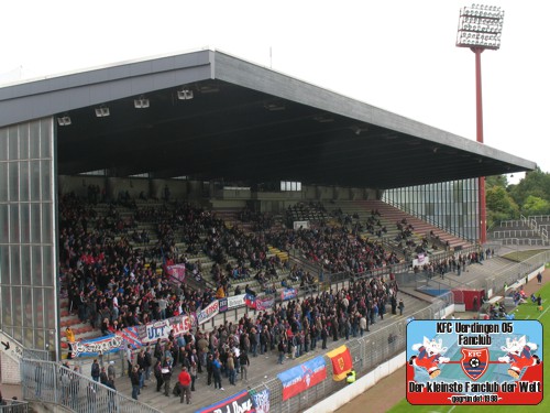 Blick auf die Südtribüne der Grotenburg