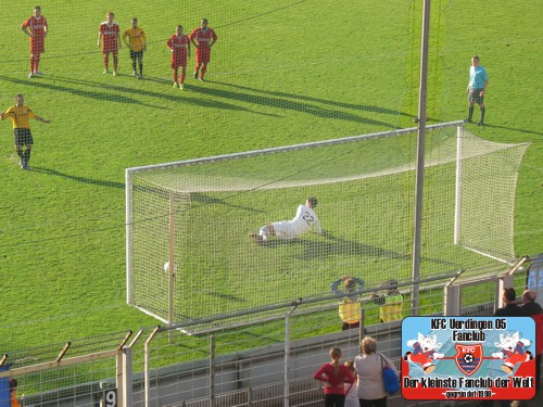 Elfmetertor zum 4:0 für Uerdingen durch Issa Issa.