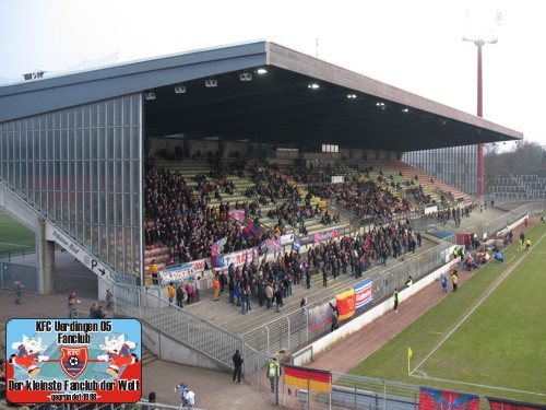 Blick auf die Südtribüne