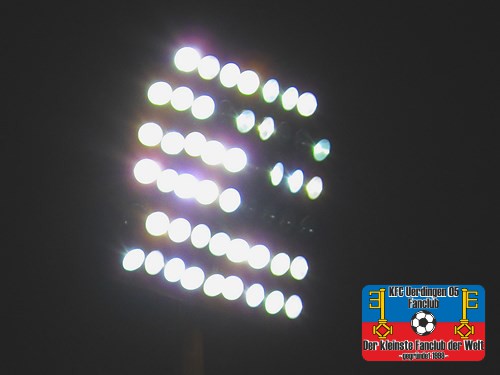 Flutlicht im Grotenburg-Stadion