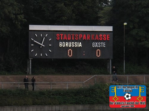 Alte Anzeigetafel vom Bökelberg-Stadion