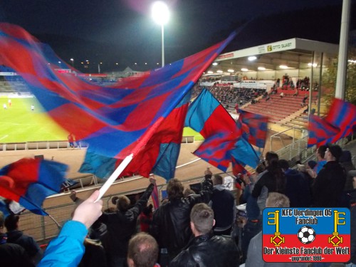 Uerdinger Fans im Siegener Leimbachstadion