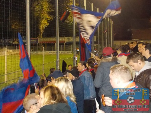 KFC-Fans feiern in Wiedenbrück