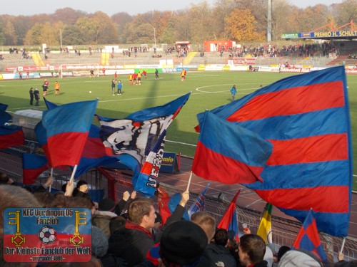 KFC-Fans vor dem Spiel