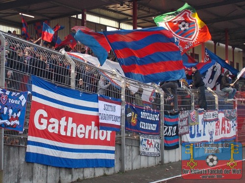 KFC-Fans im Stadion Oberhausen