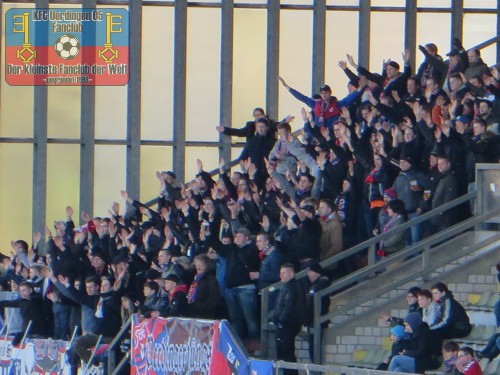 KFC-Fans im Franz-Raschid-Block