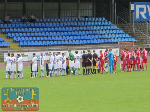 Mannschaften der SSVg. Velbert 02 und des KFC Uerdingen 05