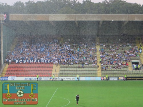 Schalker Anhang in der Grotenburg