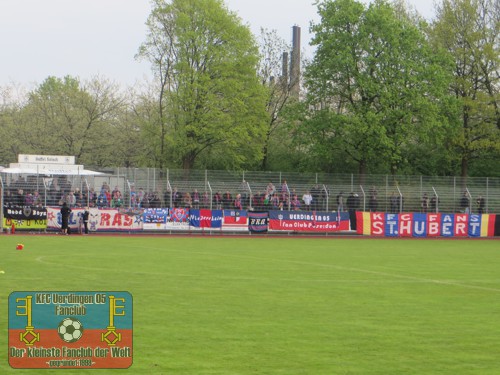 Blick auf die nach Hennef mitgereisten Fans