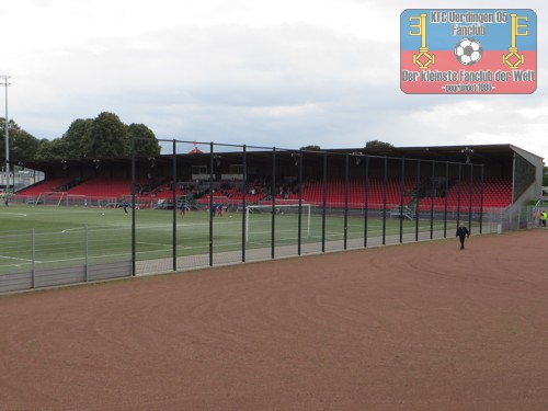 Haupttribüne im Mülheimer Ruhrstadion