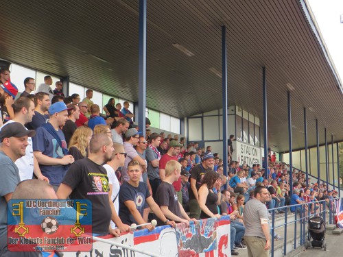 KFC-Fans im Stadion Ratingen