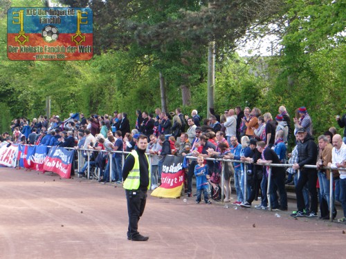 Uerdingen-Fans in Baumberg