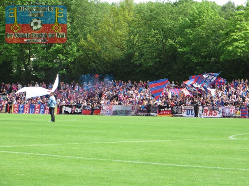 KFC-Fans in Hiesfeld