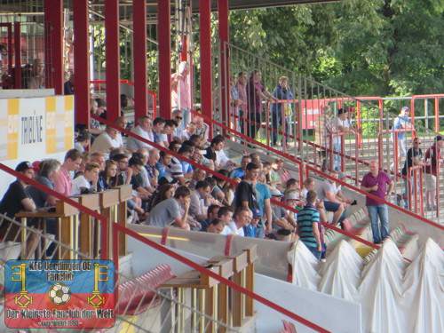 Haupttribüne im Stadion Niederrhein