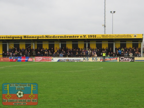 Haupttribüne in Hoe-Nie