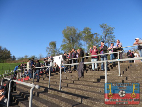 Fast leerer Uerdinger Fanblock im Essener Uhlenkrug