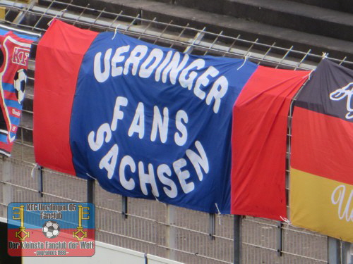 Zaunfahne der Uerdinger Fans Sachsen