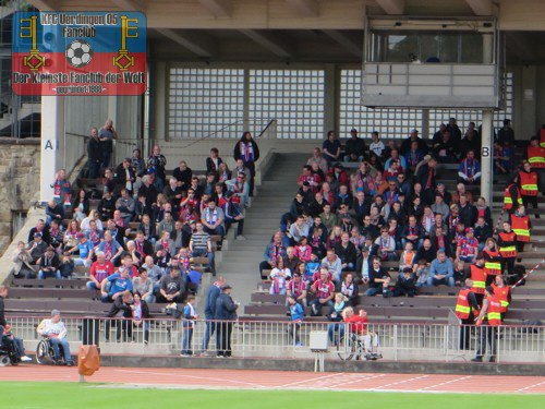 Uerdinger (Sitz-) Gästeblock auf der Haupttribüne der Roten Erde