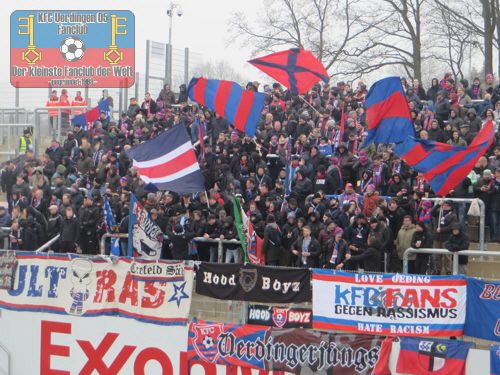 Uerdinger Fans vor dem Spiel in Meppen